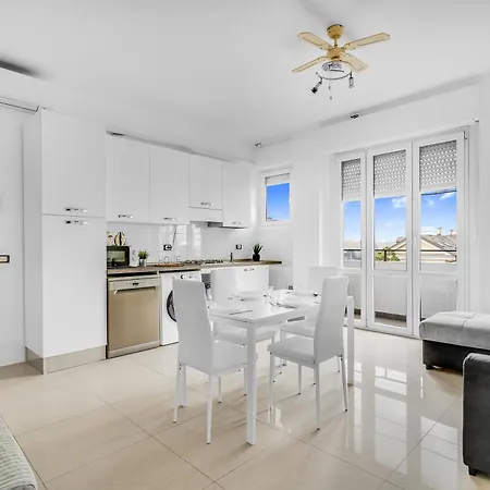 Rog27-large With Transport Close To Home- Apartman Milánó
