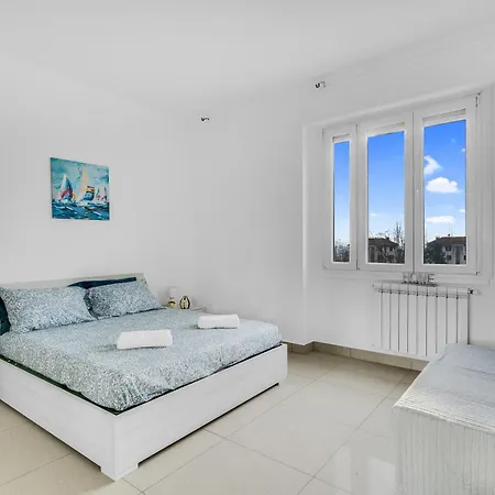 Rog27-large With Transport Close To Home- Apartman Milánó